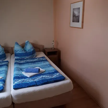 Zum Faesschen Hotell